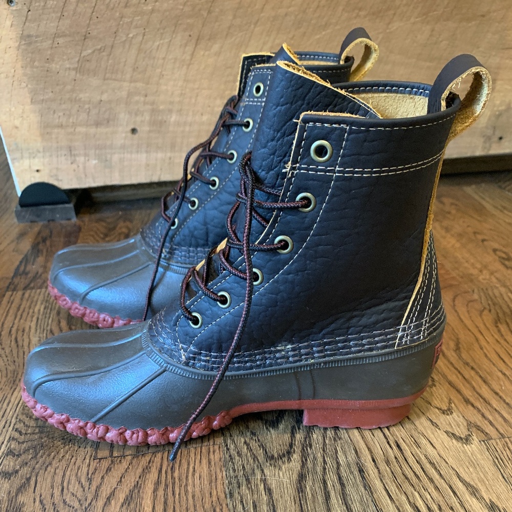Brand new!  L.L. Bean rain boots 8” bison size 9